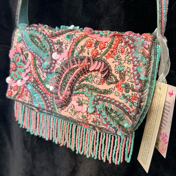 🩷MADE IN INDIA HANDMADE VIRAL Paisley Sling Bag🩷NWT - Picture 6 of 17